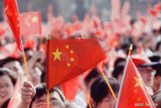 小猫钓鱼游戏龙王版有船